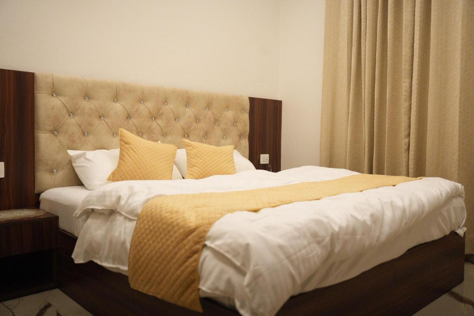 Hotel Harry Rishikesh Ngoại thất bức ảnh