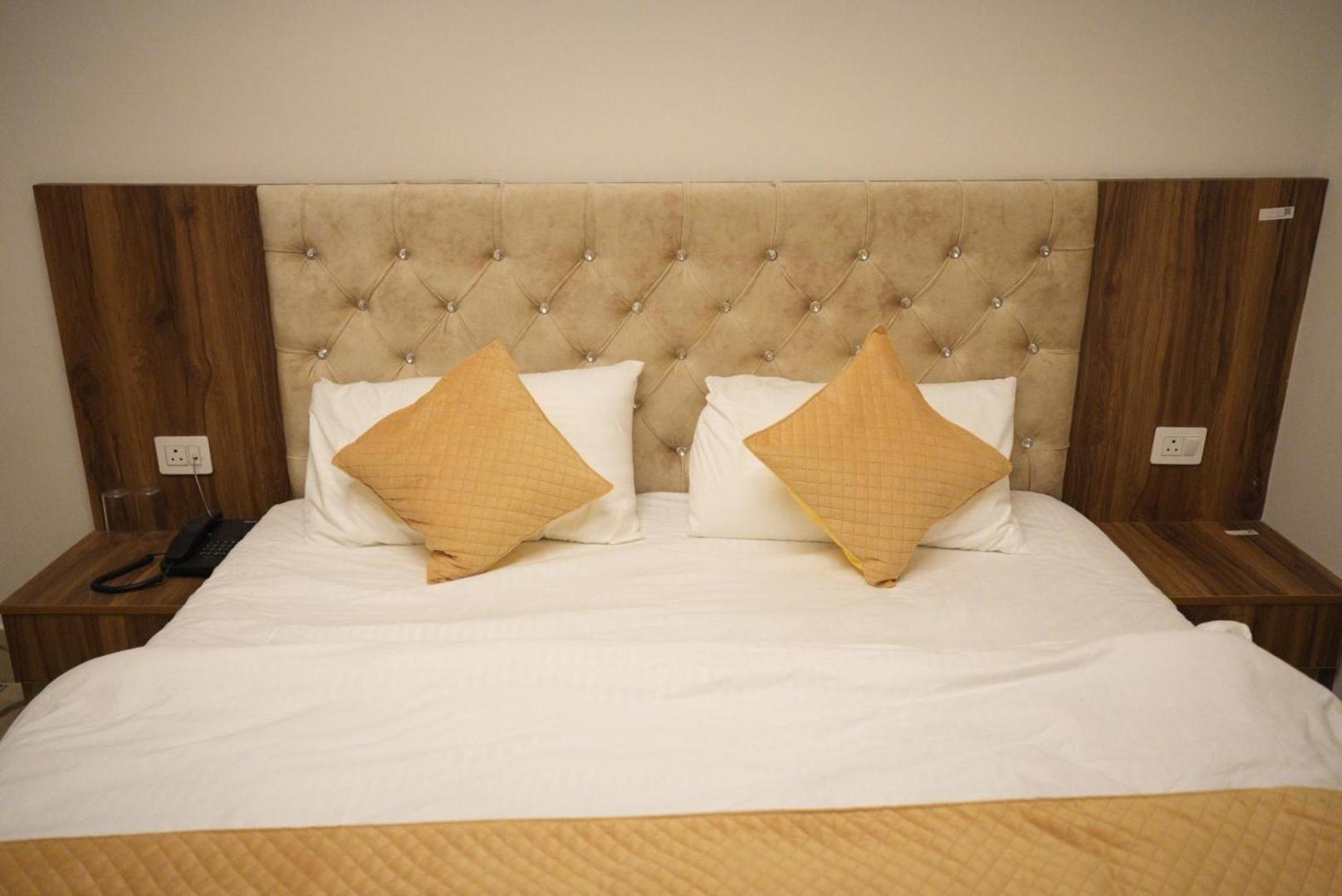 Hotel Harry Rishikesh Ngoại thất bức ảnh